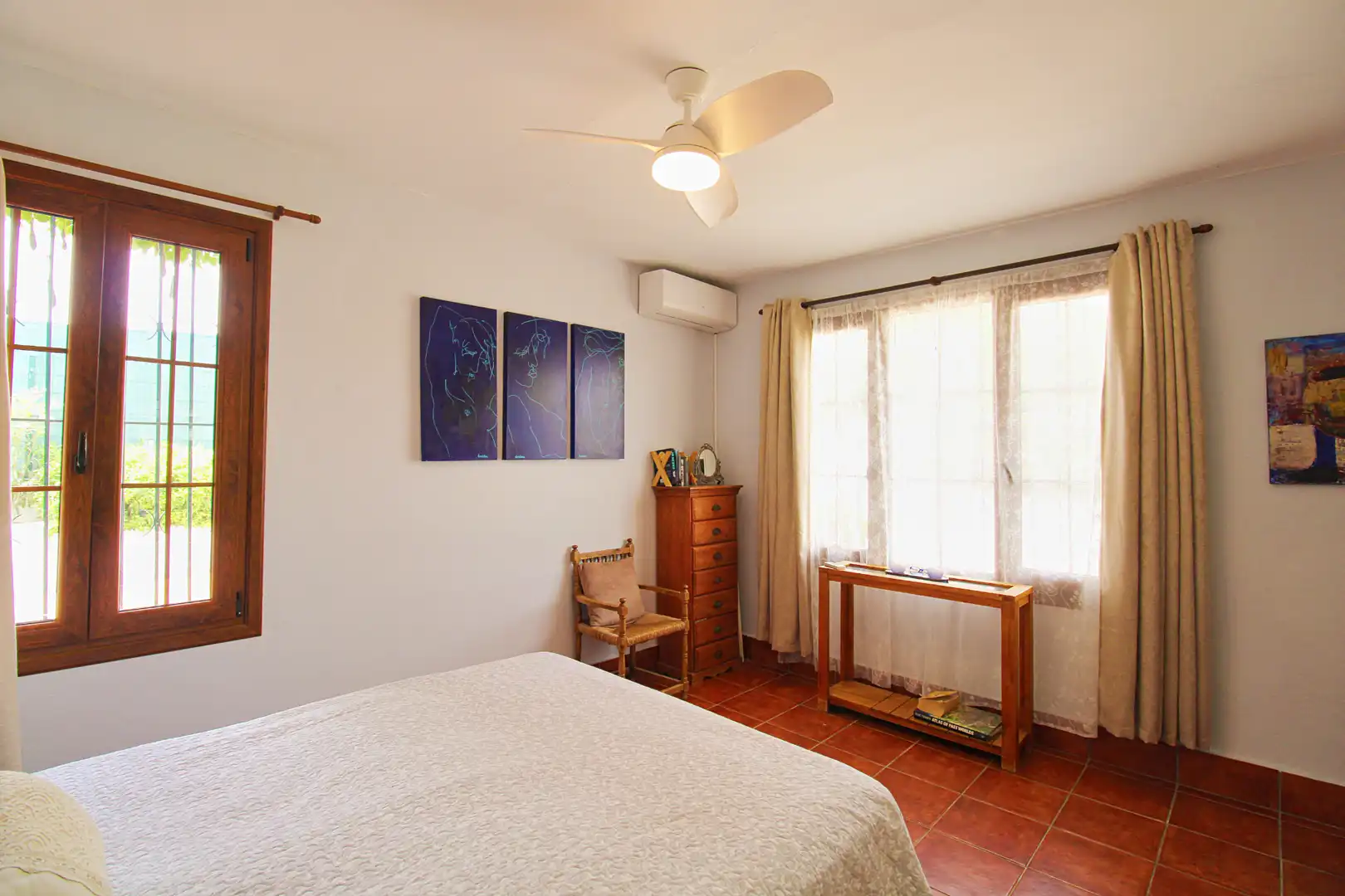 Habitación de Finca rústica en venta en Mijas con Aire acondicionado, Calefacción y Jardín privado