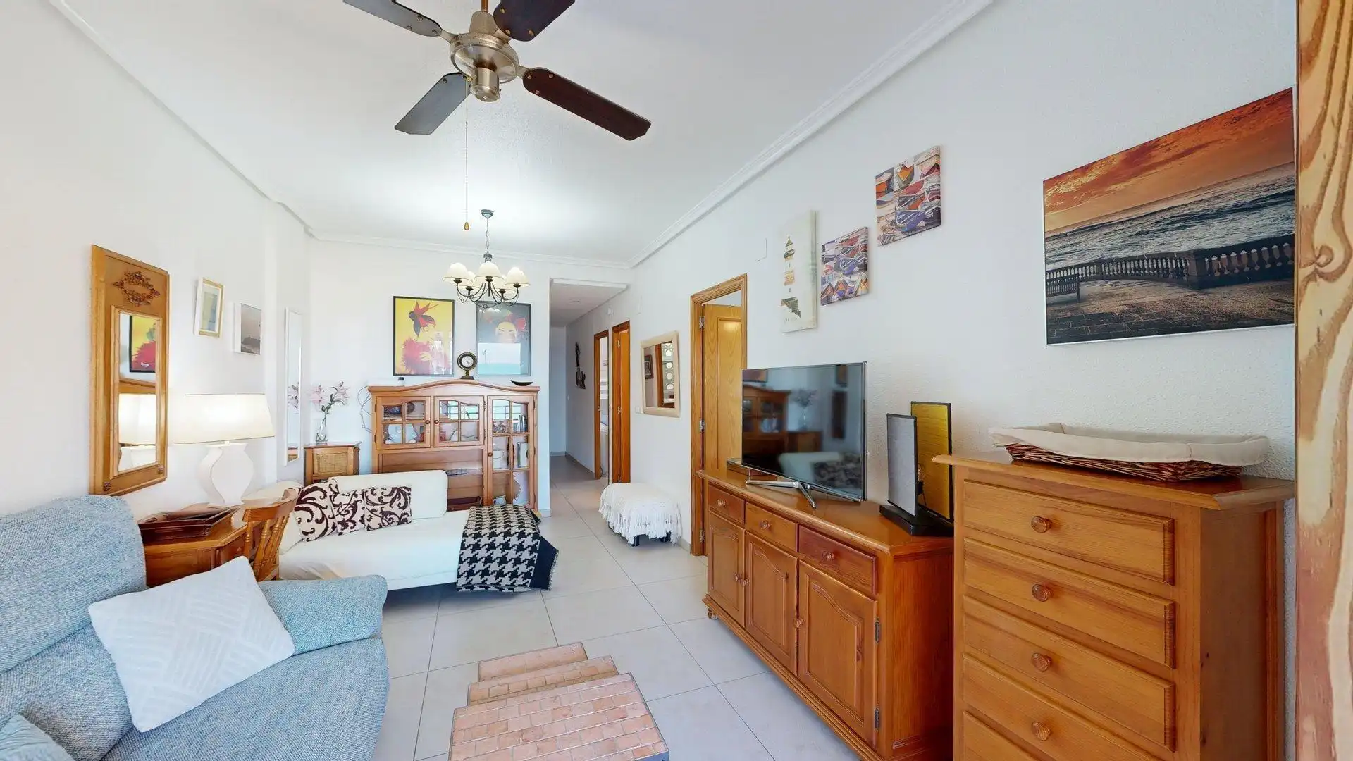 Sala d'estar de Apartament de lloguer en Elche / Elx amb Calefacció, Jardí privat i Terrassa