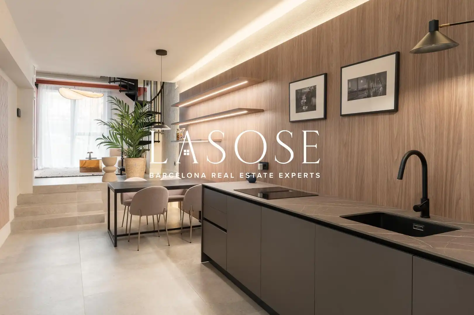 Cuina de Apartament de lloguer en Barcelona amb Aire condicionat, Calefacció i Terrassa
