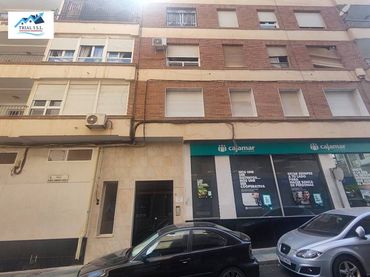Appartamento con balcone in vendita a Calle MANUEL FERNANDEZ ARRIO(E)