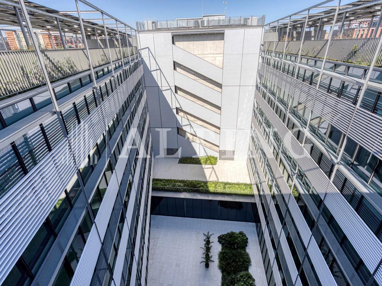 Vista exterior de Oficina de alquiler en  Barcelona Capital con Aire acondicionado, Calefacción y Terraza