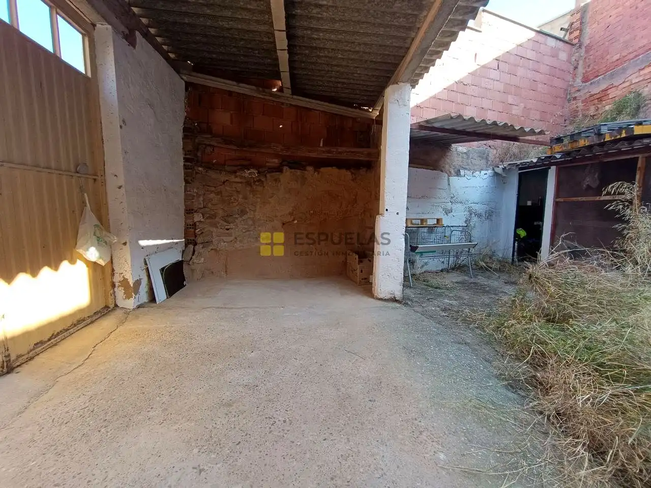 Gewerbefläche zum Verkauf in Calle Santa Marina 60, imagen 5