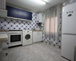 Kitchen of Flat for sale in Valladolid Capital  with Heating, Oven and Washing machine