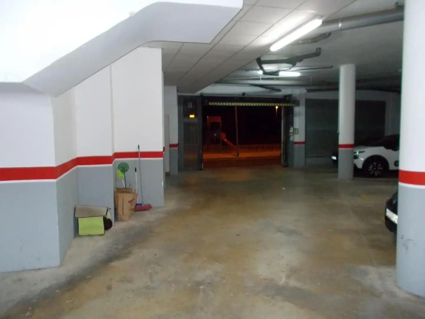 Individual en alquiler en Calle Industria 30