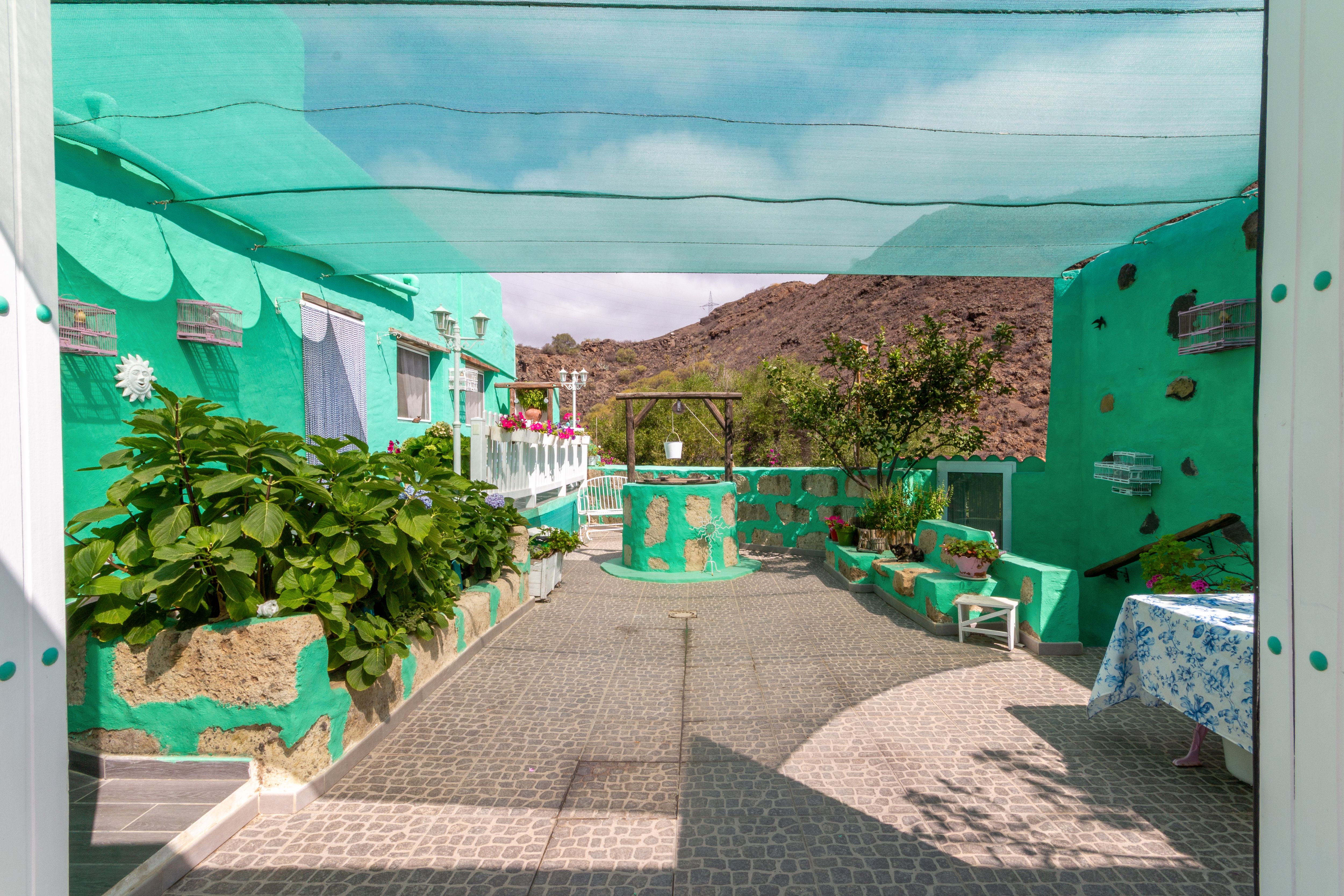 Exterior view of House or chalet for sale in Telde  with Air Conditioner, Terrace and Storage room