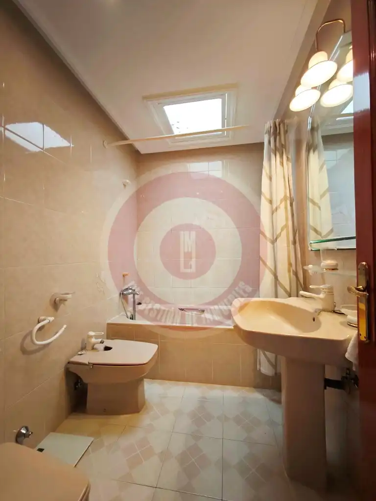Bany de Casa o xalet en venda en Vélez-Málaga amb Jardí privat i Terrassa