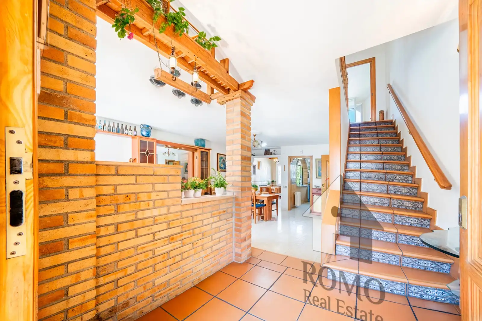 Vista exterior de Casa adosada en venta en Santa Perpètua de Mogoda con Calefacción y Trastero