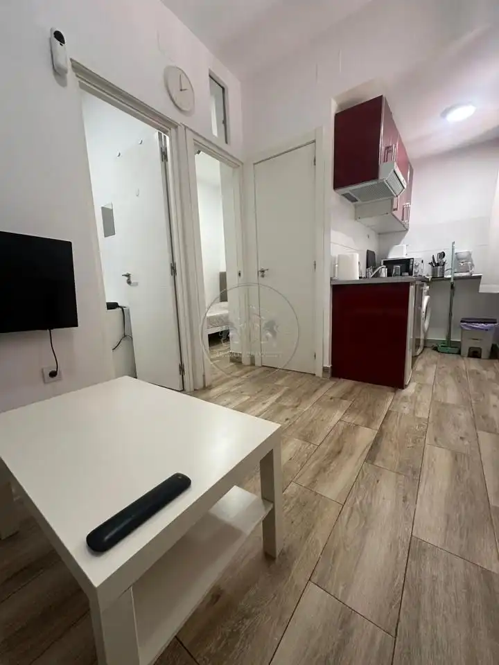 Ground floor for rent in De Juan Pantoja, Bellas Vistas