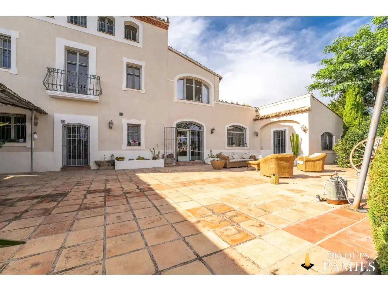 Vista exterior de Casa o chalet en venta en La Selva del Camp con Calefacción, Jardín privado y Terraza