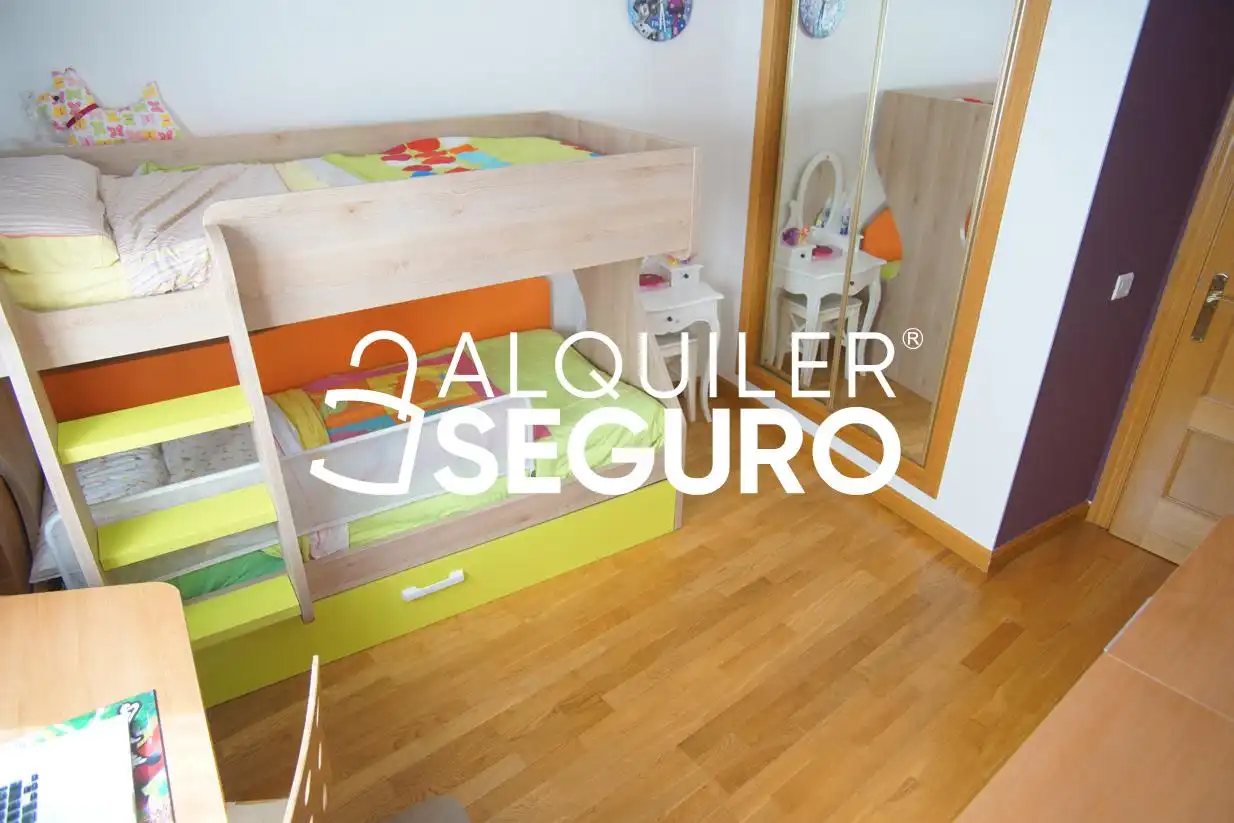 Habitación de Piso de alquiler en Valladolid con Calefacción y Amueblado
