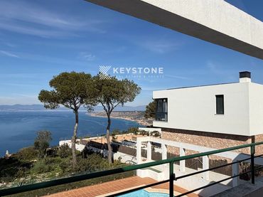 Villa con piscina in vendita a Son Verí