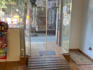 Local comercial en alquiler en Ciutat Vella