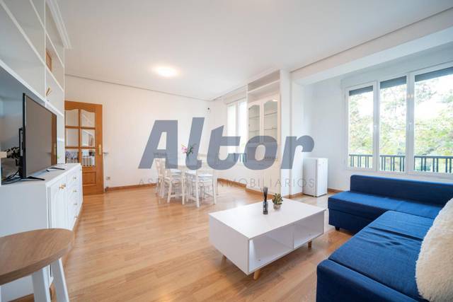 Piso en Alquiler en MARÍA DE MOLINA en El Viso