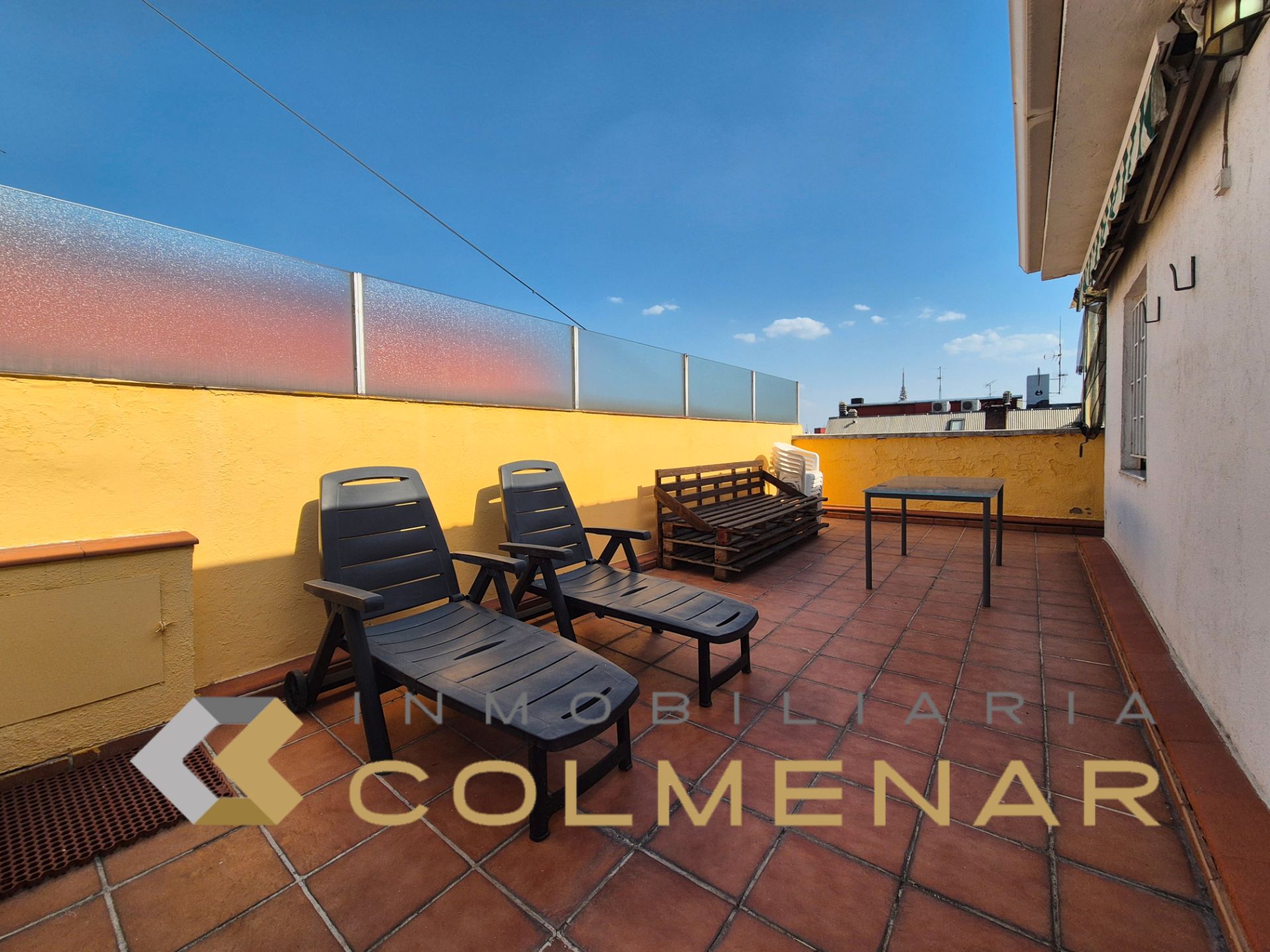 Attic to rent in Avenida de los Toreros, Guindalera