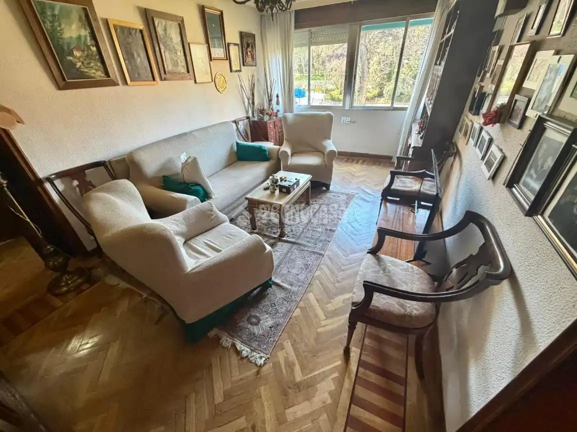 Sala de estar de Piso en venta en Madrid