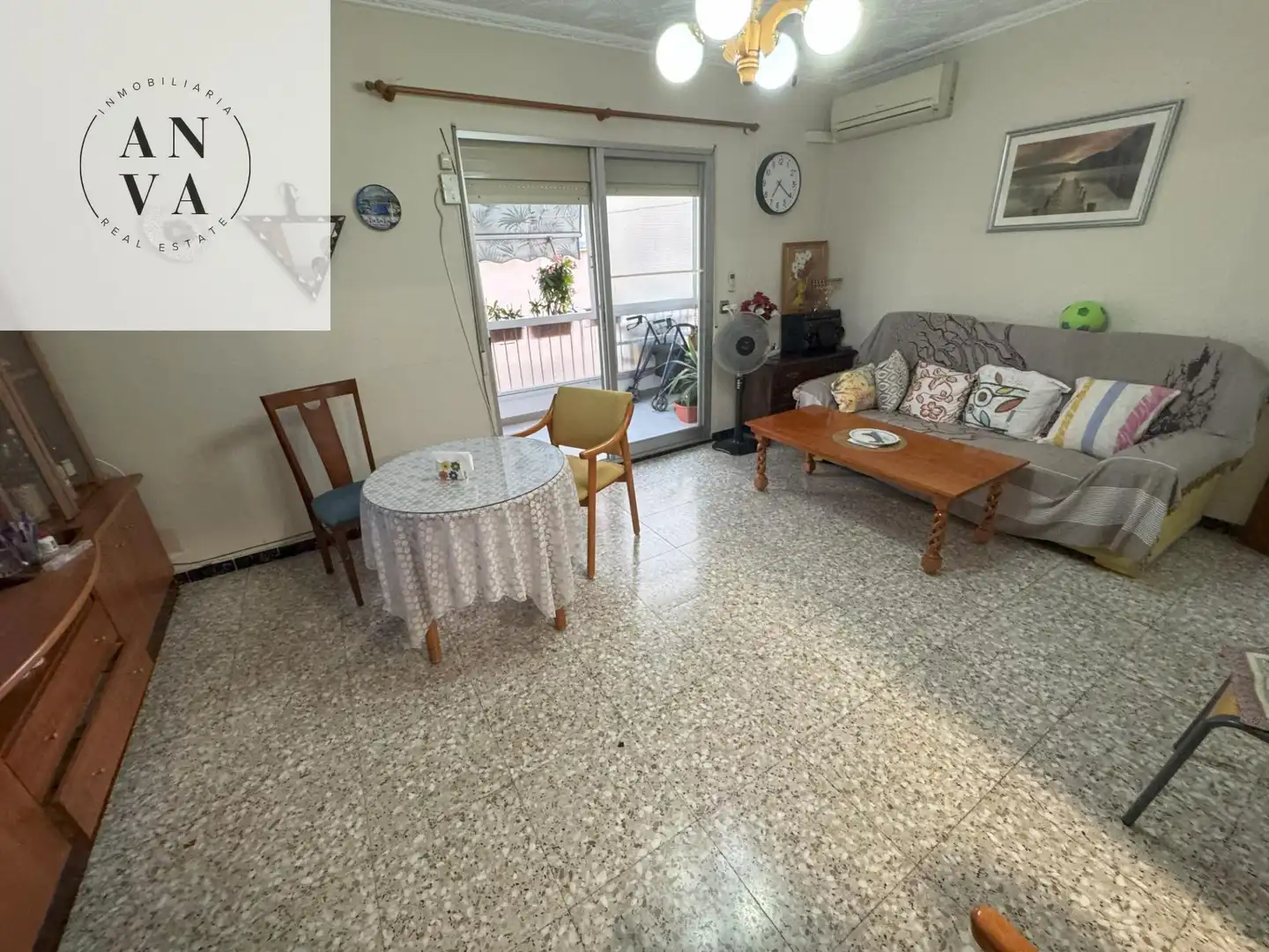 Sala d'estar de Pis en venda en Alicante / Alacant amb Aire condicionat, Moblat i Balcó
