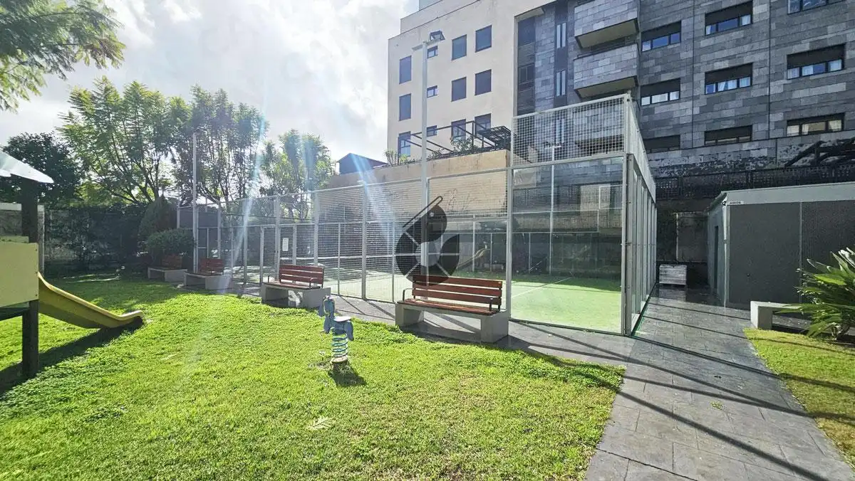 Terraza de Piso en venta en Mairena del Aljarafe con Aire acondicionado, Trastero y Piscina comunitaria