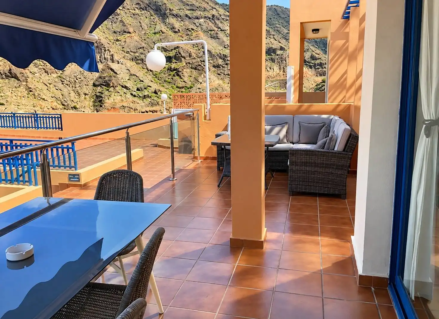 Terraza de Apartamento de alquiler en Playa del Cura - Taurito