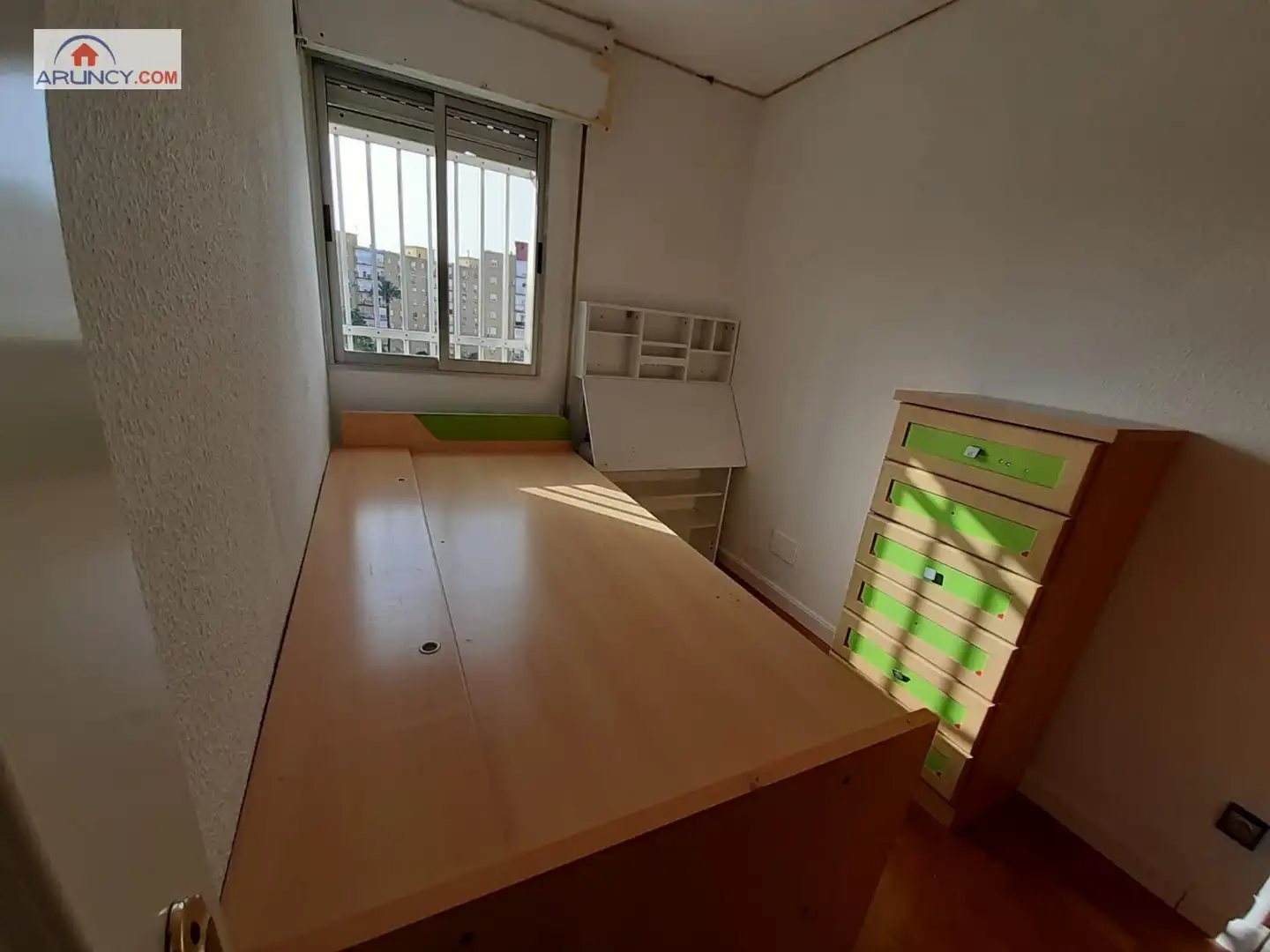 Habitación de Piso en venta en Sevilla con Aire acondicionado y Piscina comunitaria