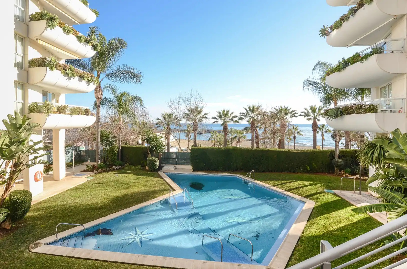 Piscina de Apartament de lloguer en Marbella amb Terrassa, Piscina i Piscina comunitària