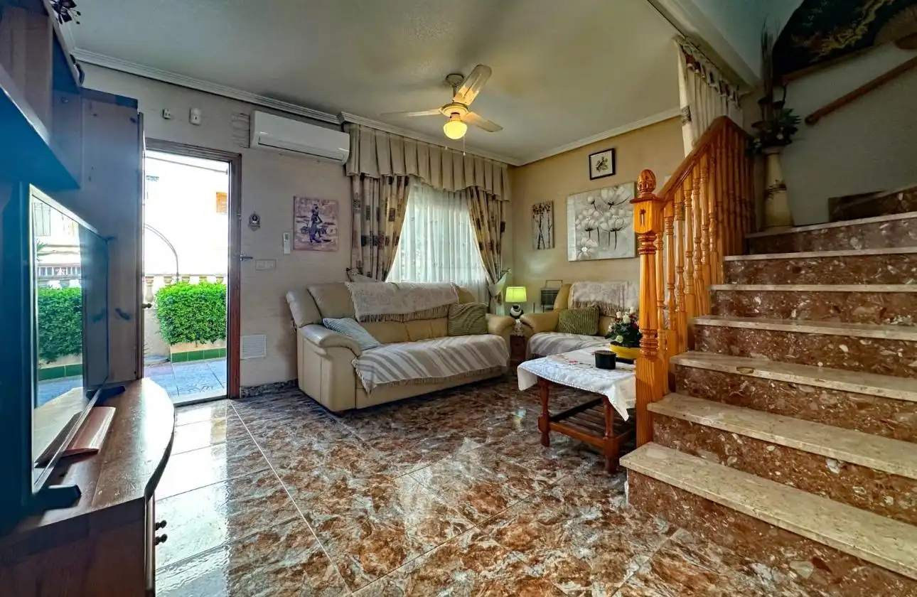 Casa a schiera con terrazza in vendita a Calle Calle Mayor-la Zenia, imagen 9