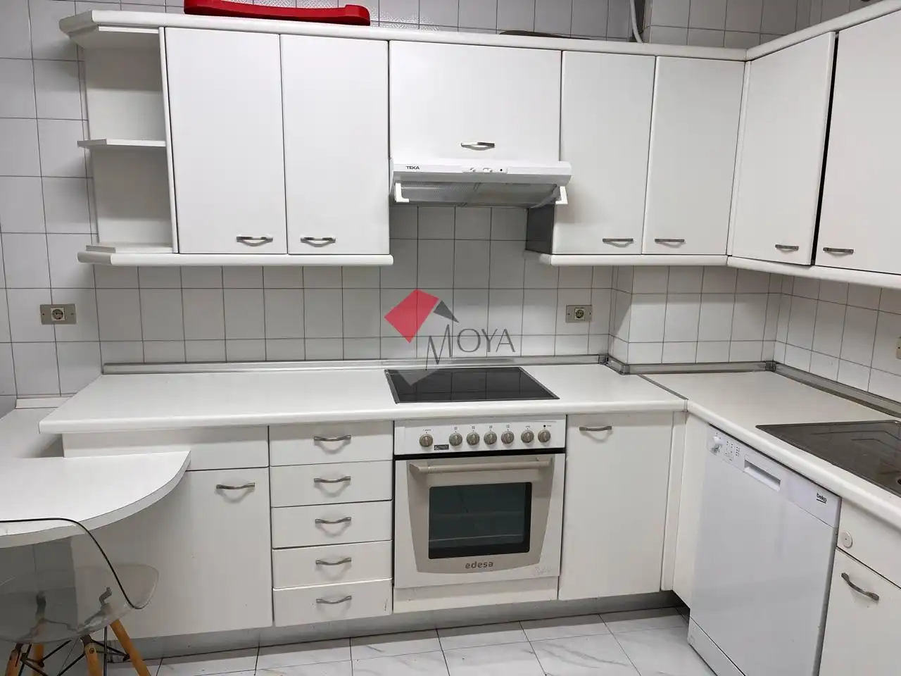 Kitchen of Flat for rent in Vigo   with Heating