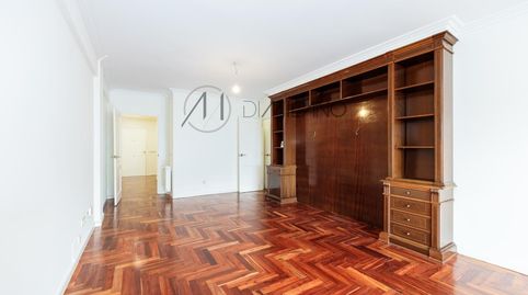 Foto 4 von Wohnung zur Miete in Vázquez Varela, Plaza España - Corte Inglés, Vigo