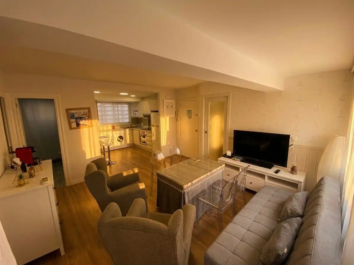 Sala d'estar de Apartament de lloguer en Torrevieja amb Aire condicionat, Moblat i Rentadora