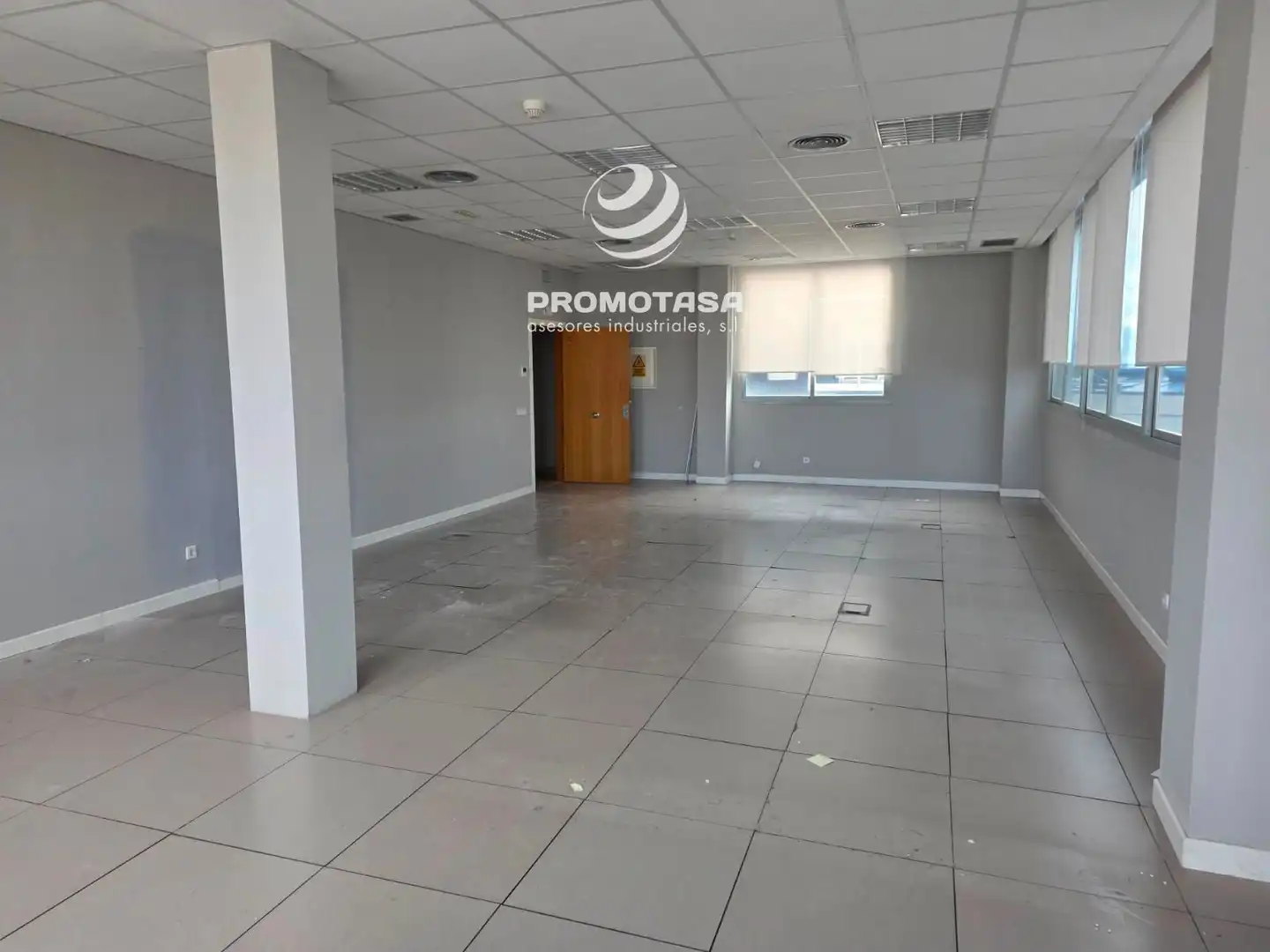 Oficina de alquiler en Rivas-Vaciamadrid con Aire acondicionado, Calefacción y Internet