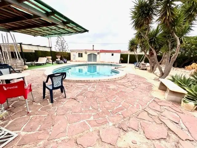 Piscina de Casa o chalet en venta en Alicante / Alacant con Calefacción, Jardín privado y Trastero