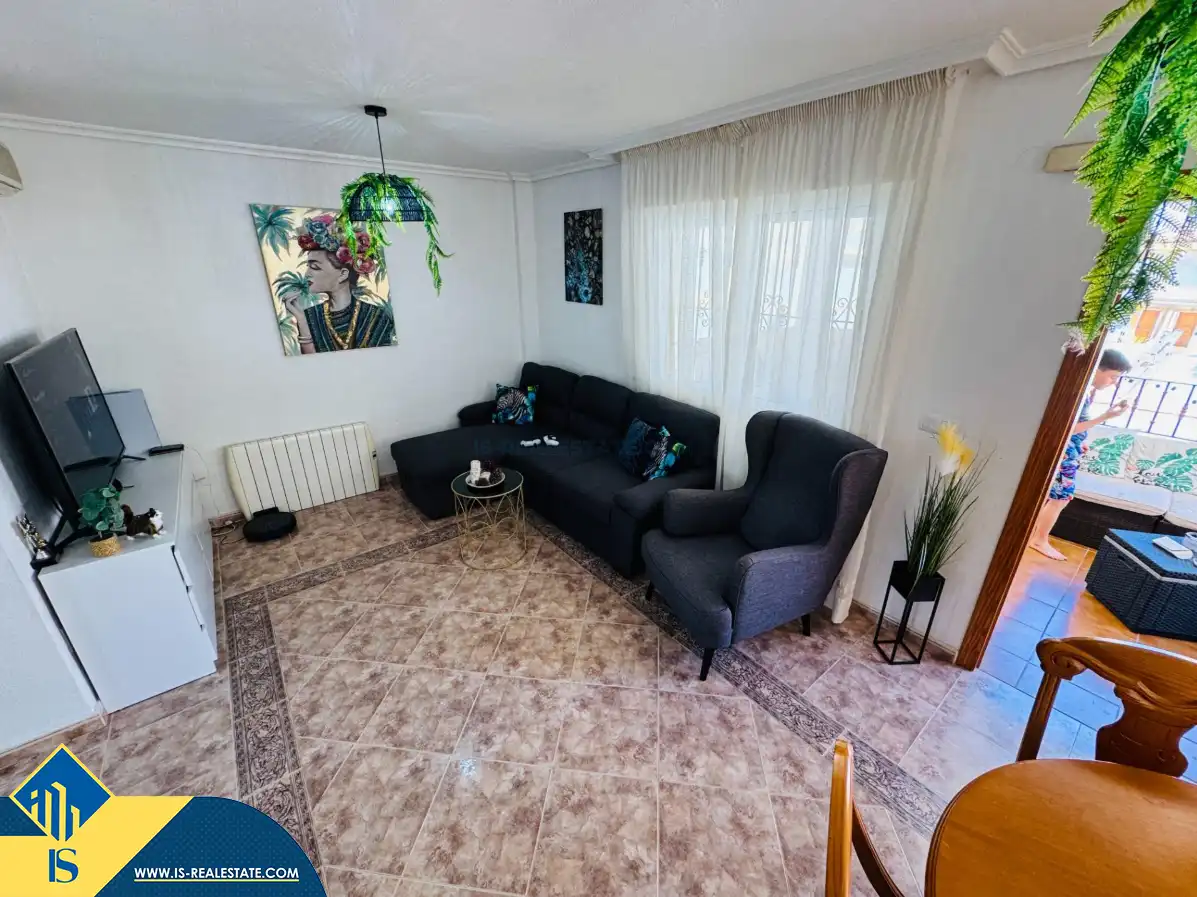 Triplex mit Pool zum Verkauf in Orihuela Costa