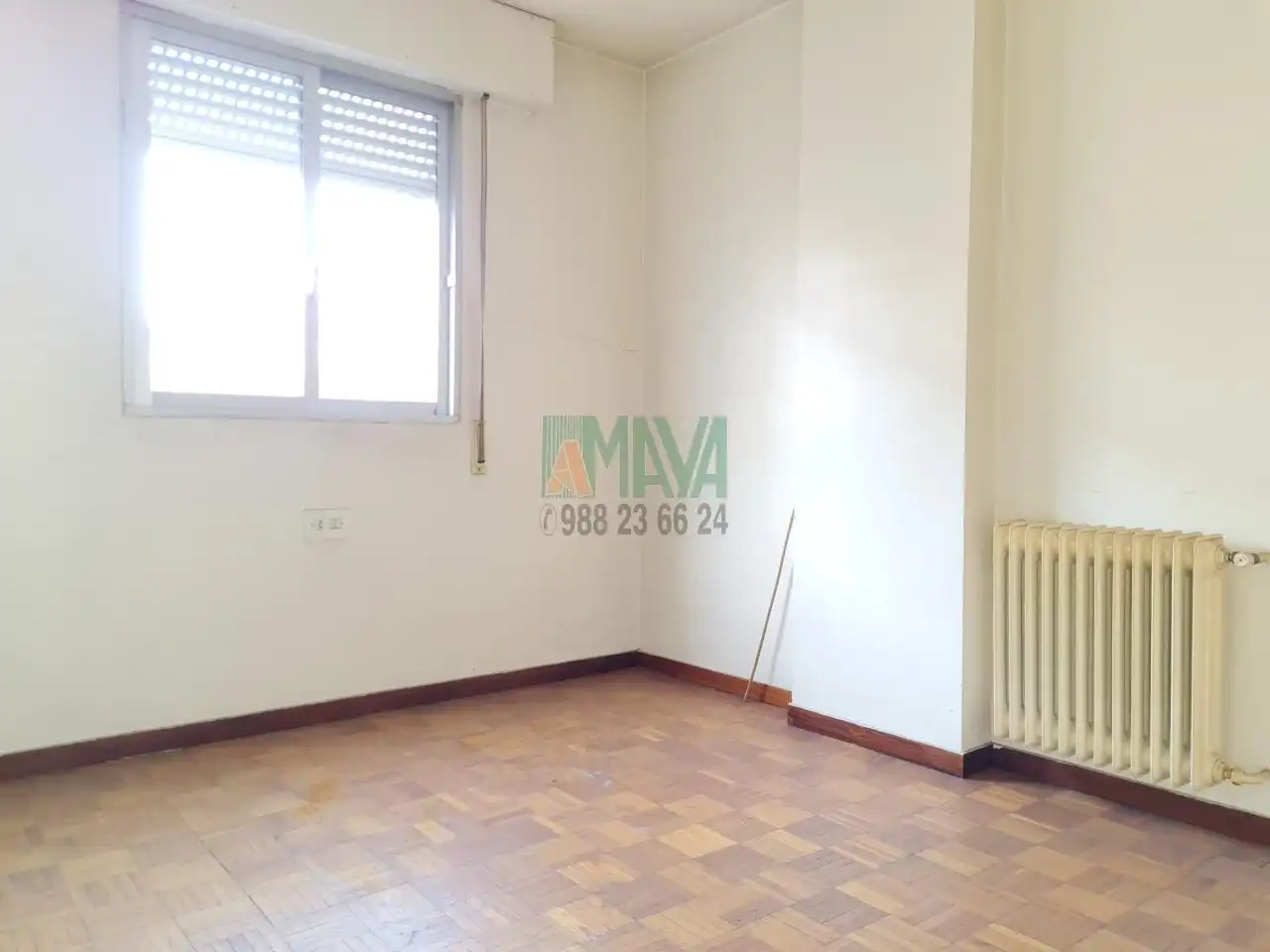 Bedroom of Flat for sale in Ourense Capital   with Heating, Parquet flooring and Storage room