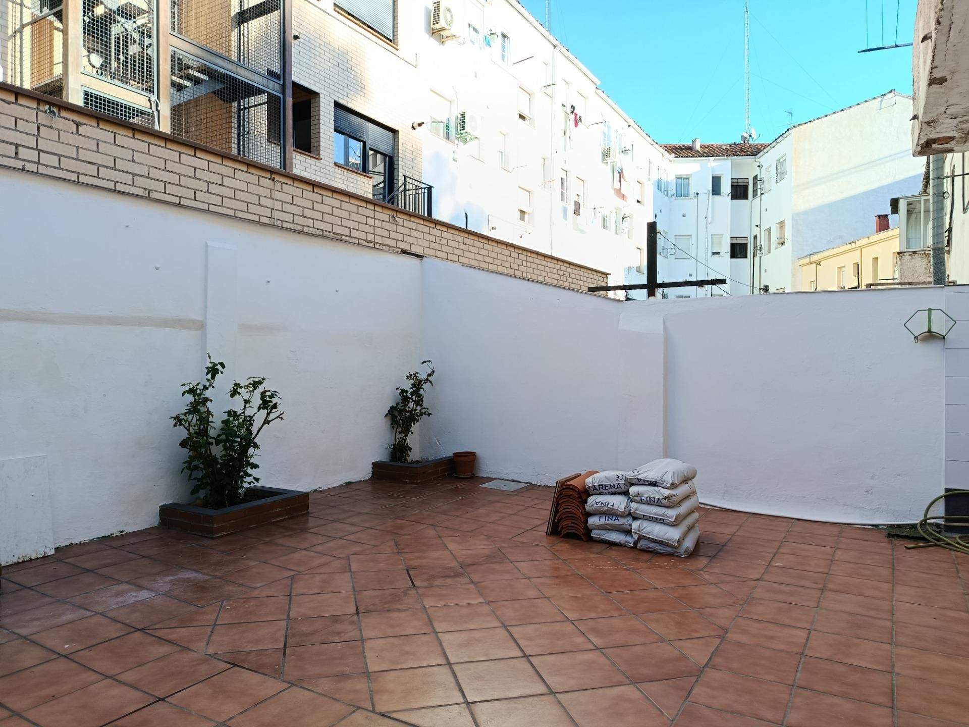 Terraza de Piso de alquiler en  Zaragoza Capital con Aire acondicionado, Calefacción y Parquet