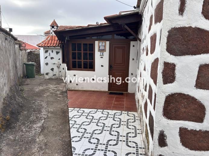 Vista exterior de Casa o xalet de lloguer en Buenavista del Norte amb Es permeten mascotes