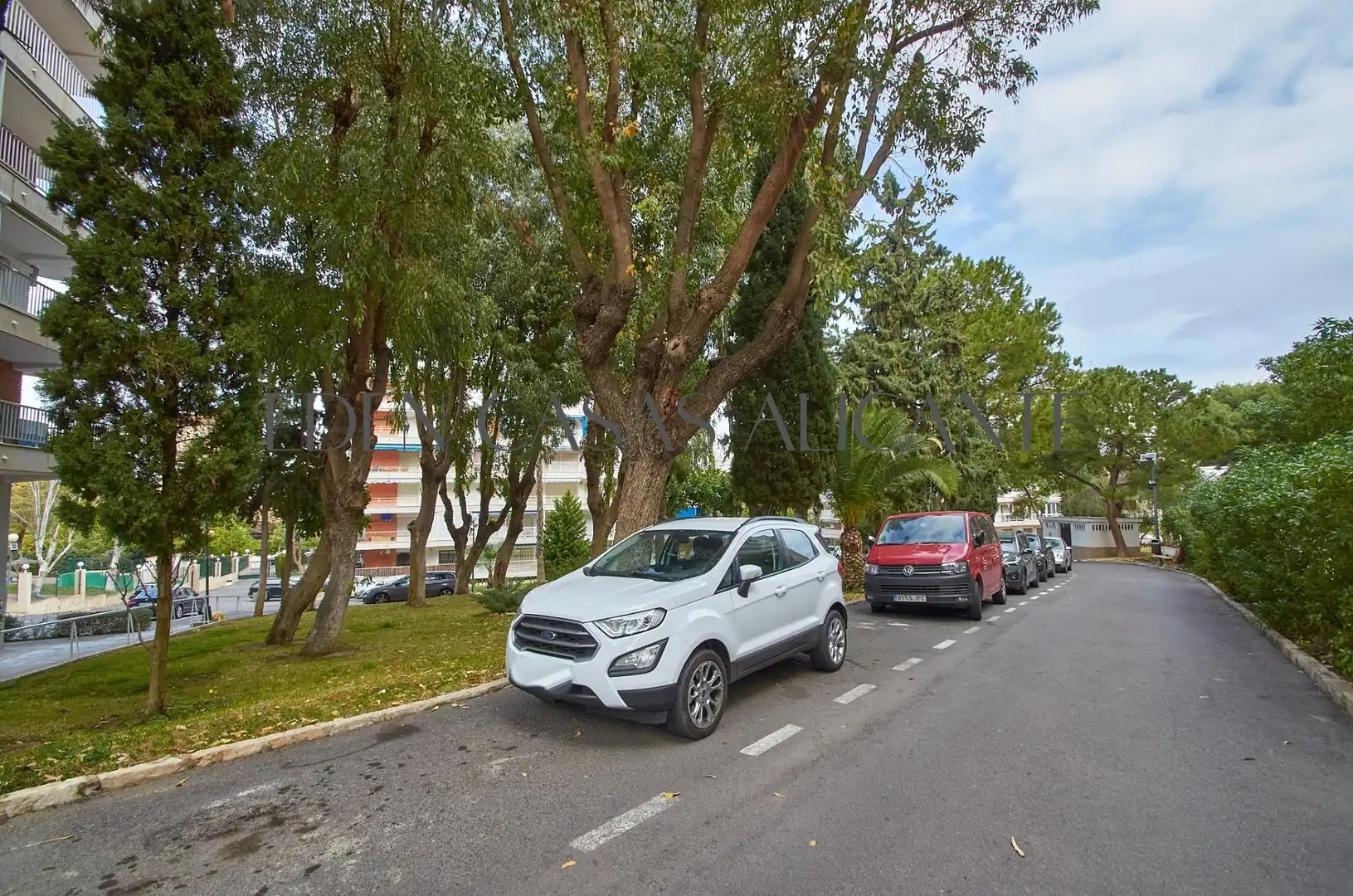 Parking de Apartamento en venta en Alicante / Alacant con Terraza, Trastero y Amueblado