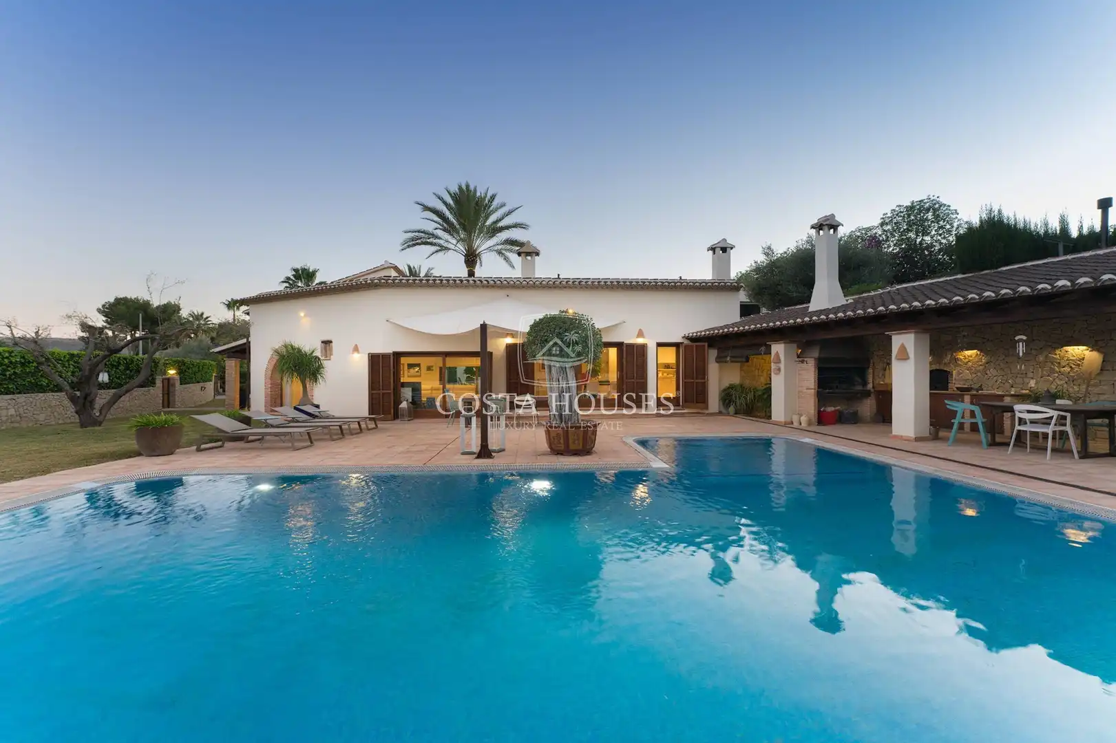 Vista exterior de Casa o xalet en venda en Jávea / Xàbia amb Aire condicionat, Jardí privat i Terrassa