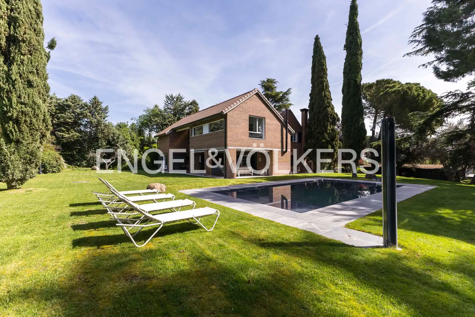 Casa con piscina en venta en Urbanización La Moraleja, imagen 2