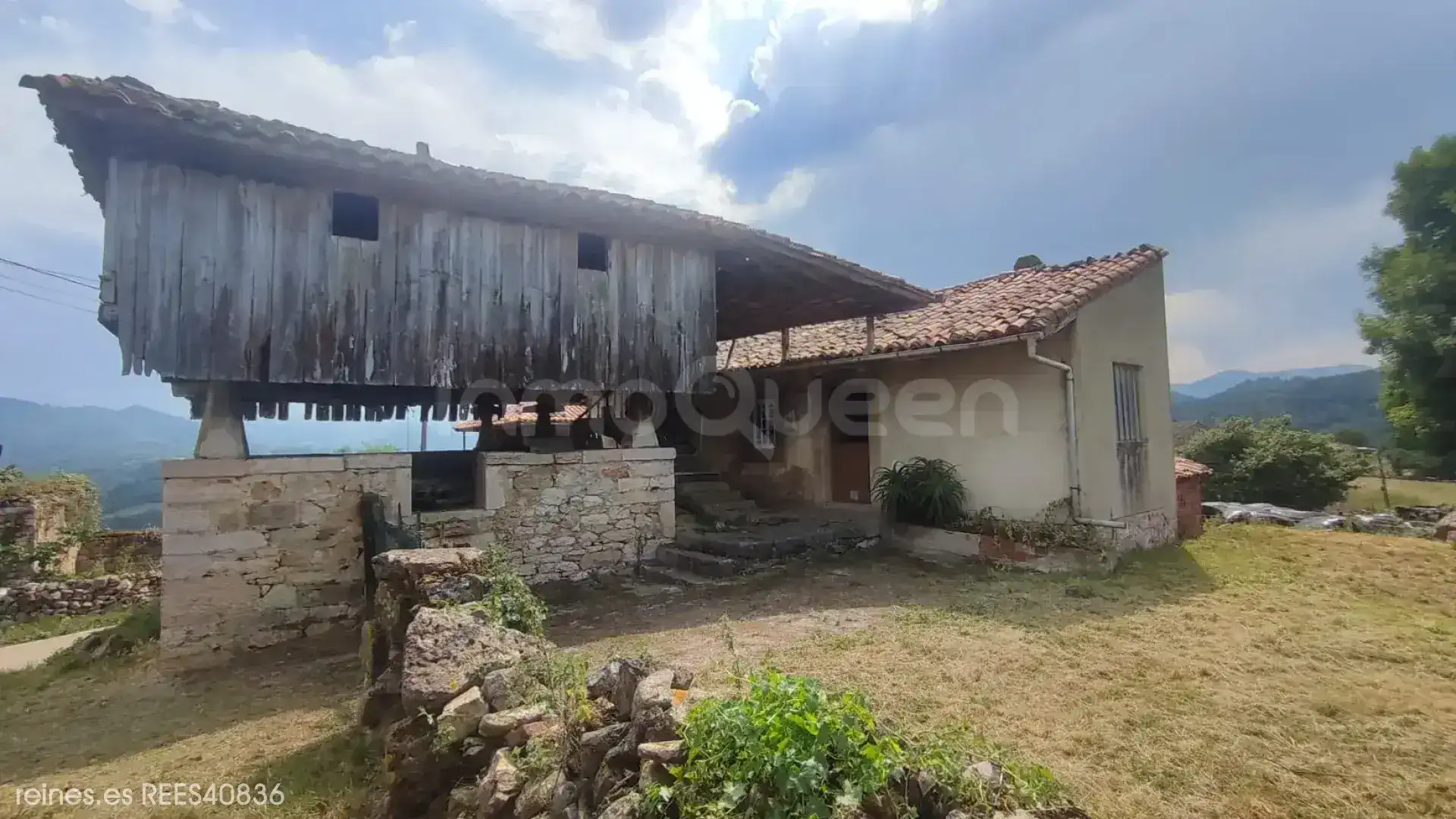Casa o xalet en venda en Grado amb Calefacció, Jardí privat i Terrassa