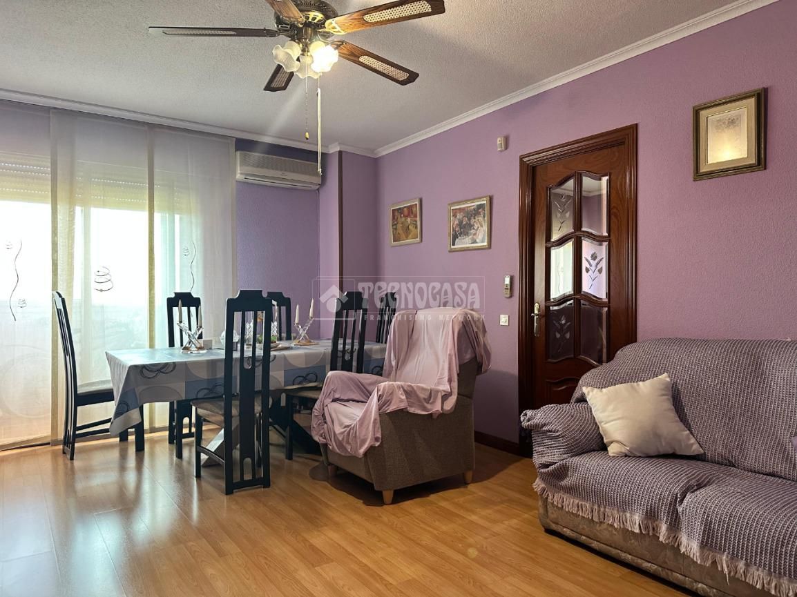 Sala de estar de Piso en venta en  Madrid Capital con Aire acondicionado y Calefacción