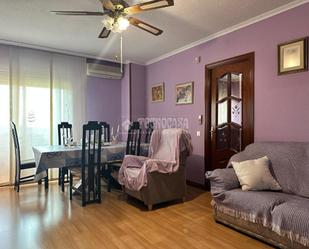 Living room of Flat for sale in  Madrid Capital  with Air Conditioner and Heating
