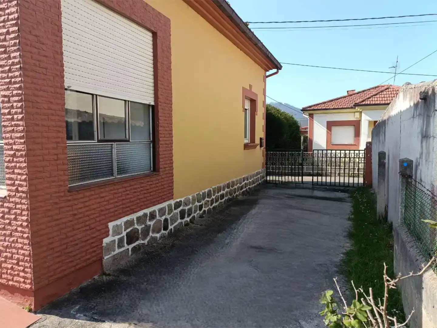 Vista exterior de Pis en venda en Los Corrales de Buelna 