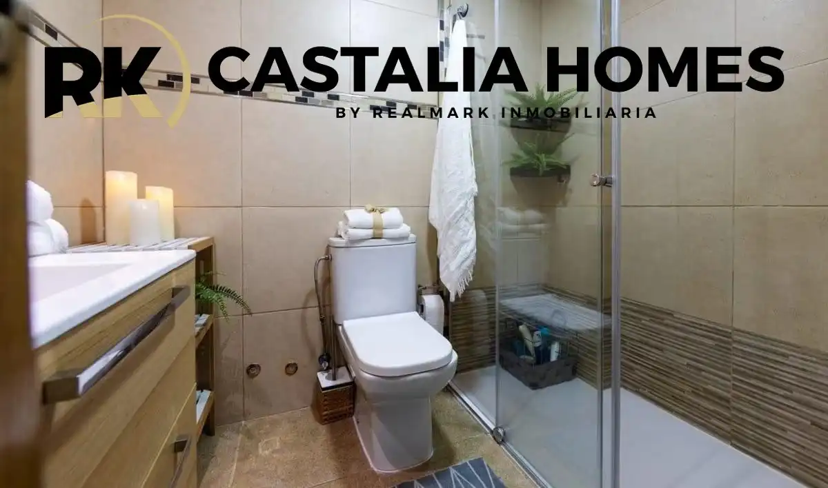 Baño de Ático en venta en Burriana / Borriana con Calefacción, Terraza y Horno