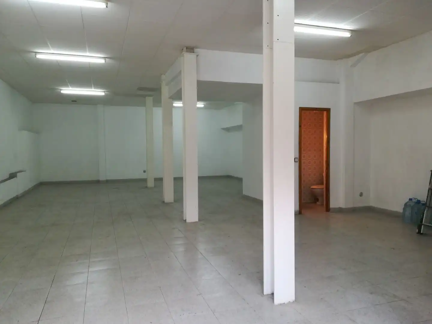 Business premises for sale in Diagonal - Colomeres, imagen 3