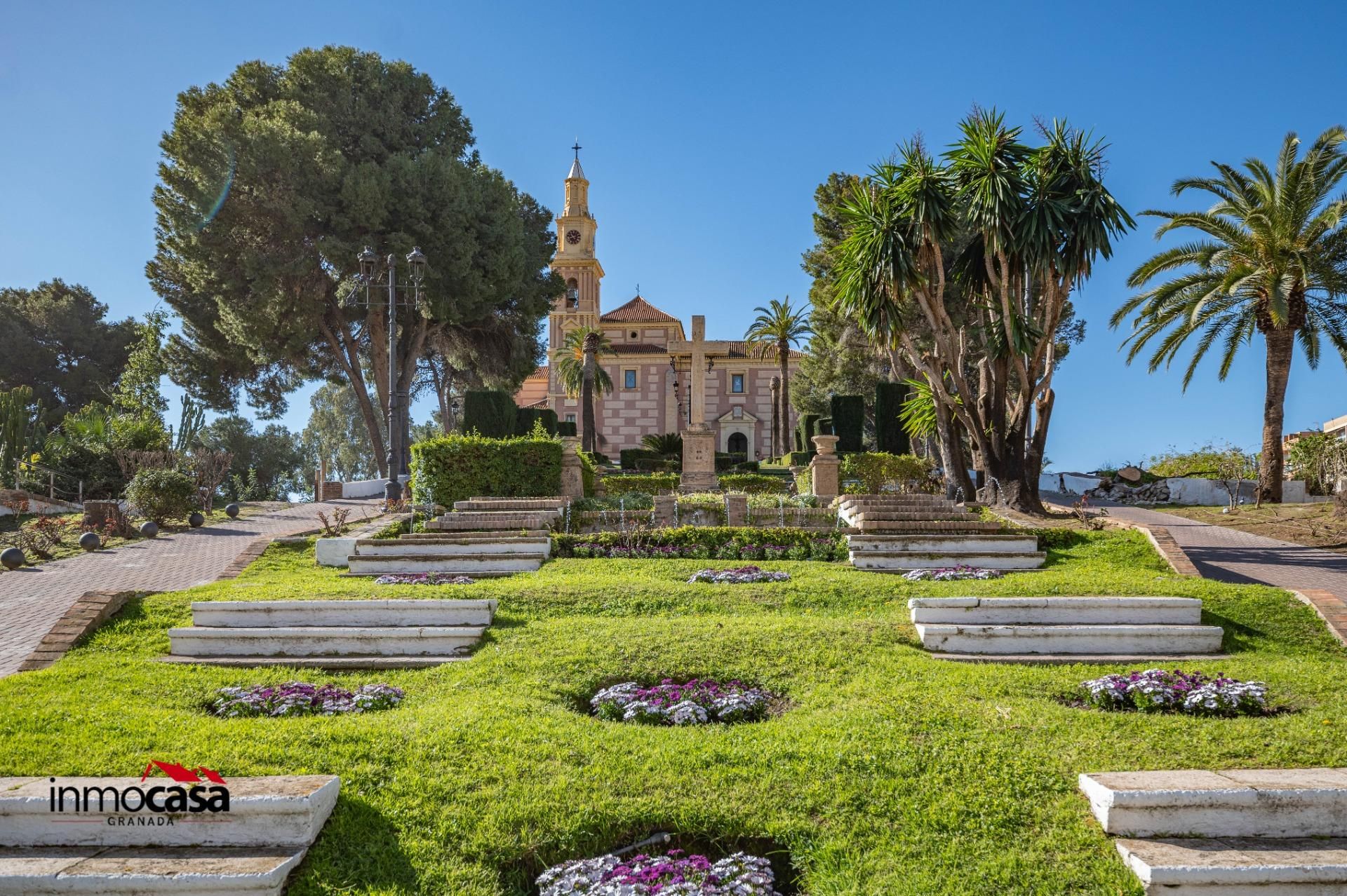 Vista exterior de Pis en venda en Motril amb Aire condicionat i Terrassa
