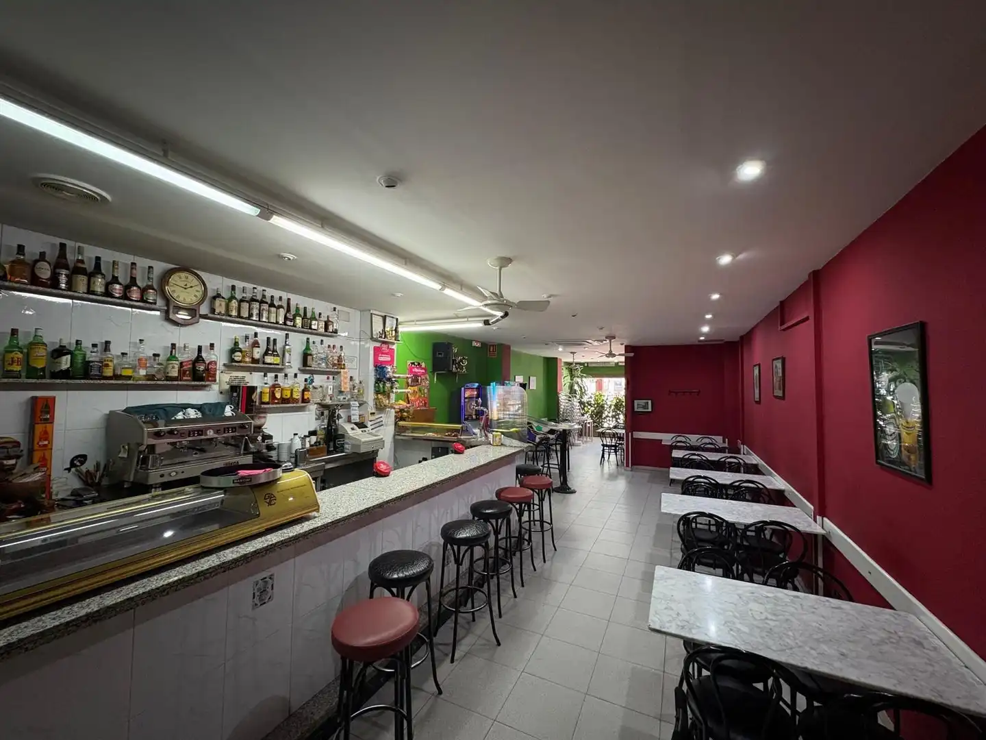 Local comercial en traspaso en Carrer BANYS, DELS, imagen 7