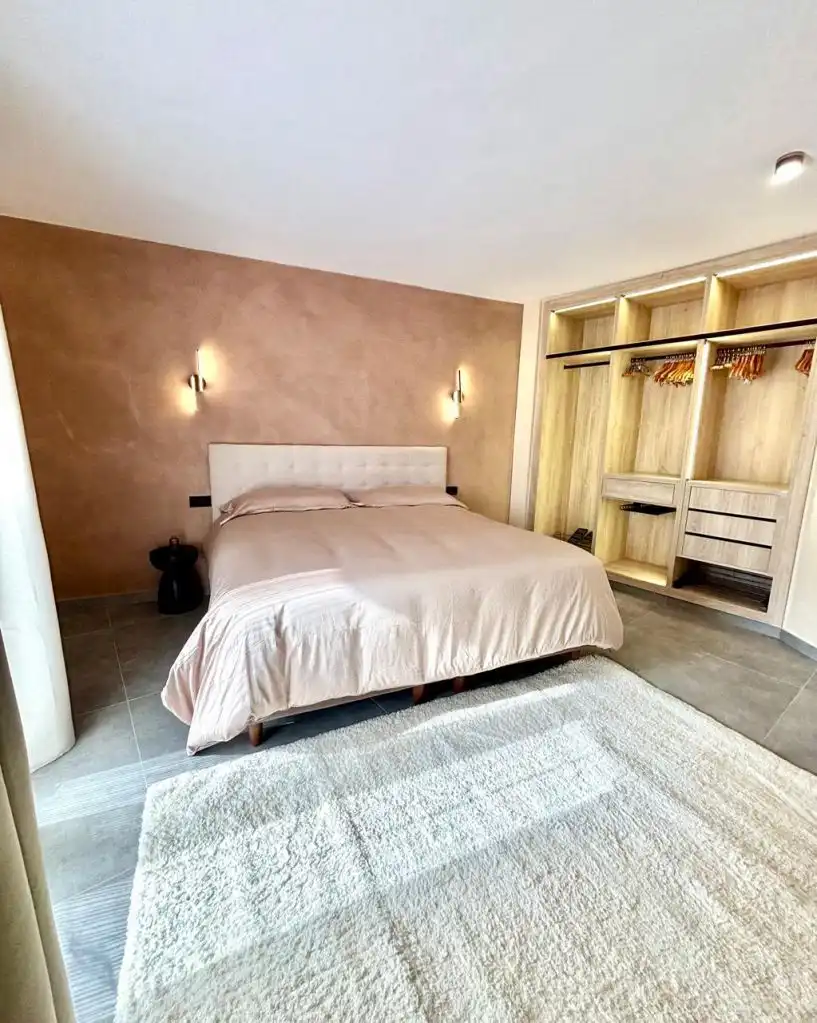 Dormitori de Apartament en venda en Nueva Andalucía
