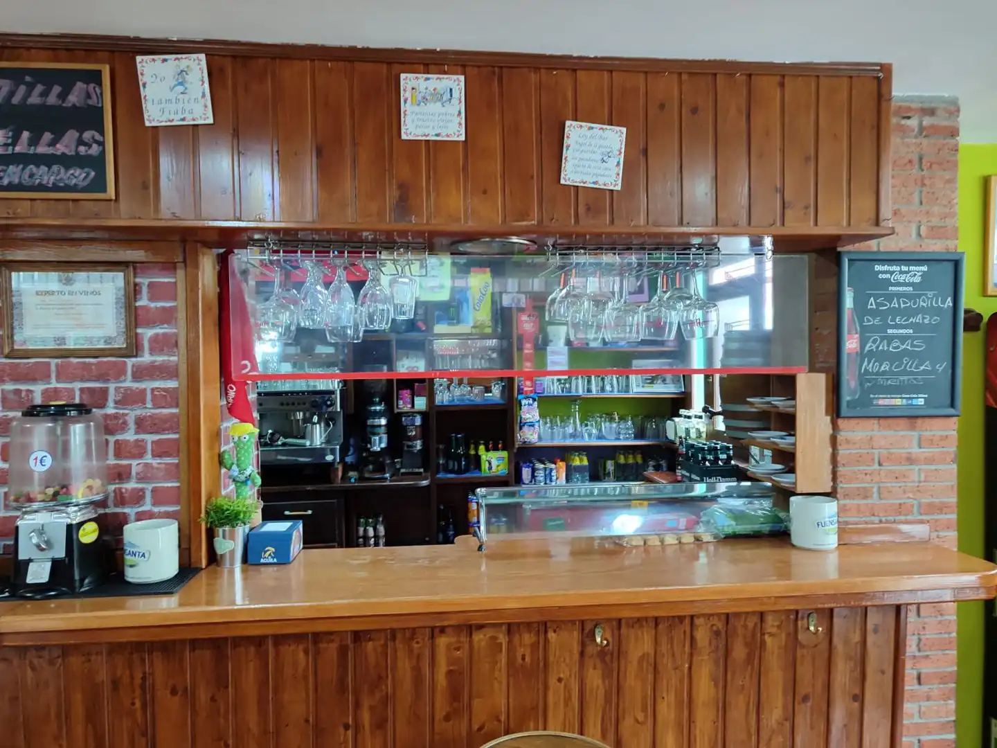 Commercial properties for sale in Cartes
