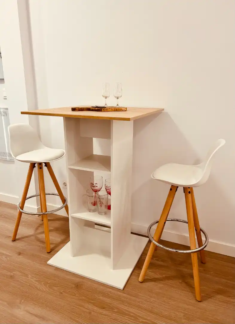 Menjador de Apartament en venda en Córdoba amb Aire condicionat, Jardí privat i Moblat