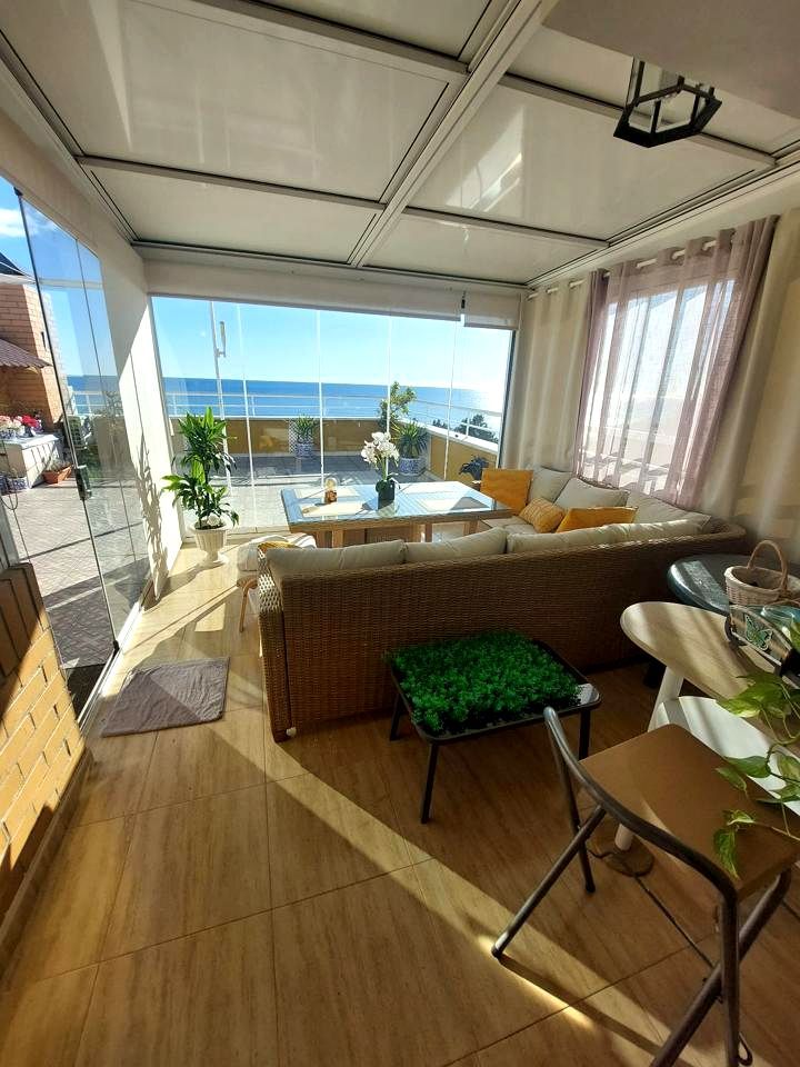 Sala de estar de Piso en venta en Oropesa del Mar / Orpesa con Aire acondicionado, Calefacción y Terraza