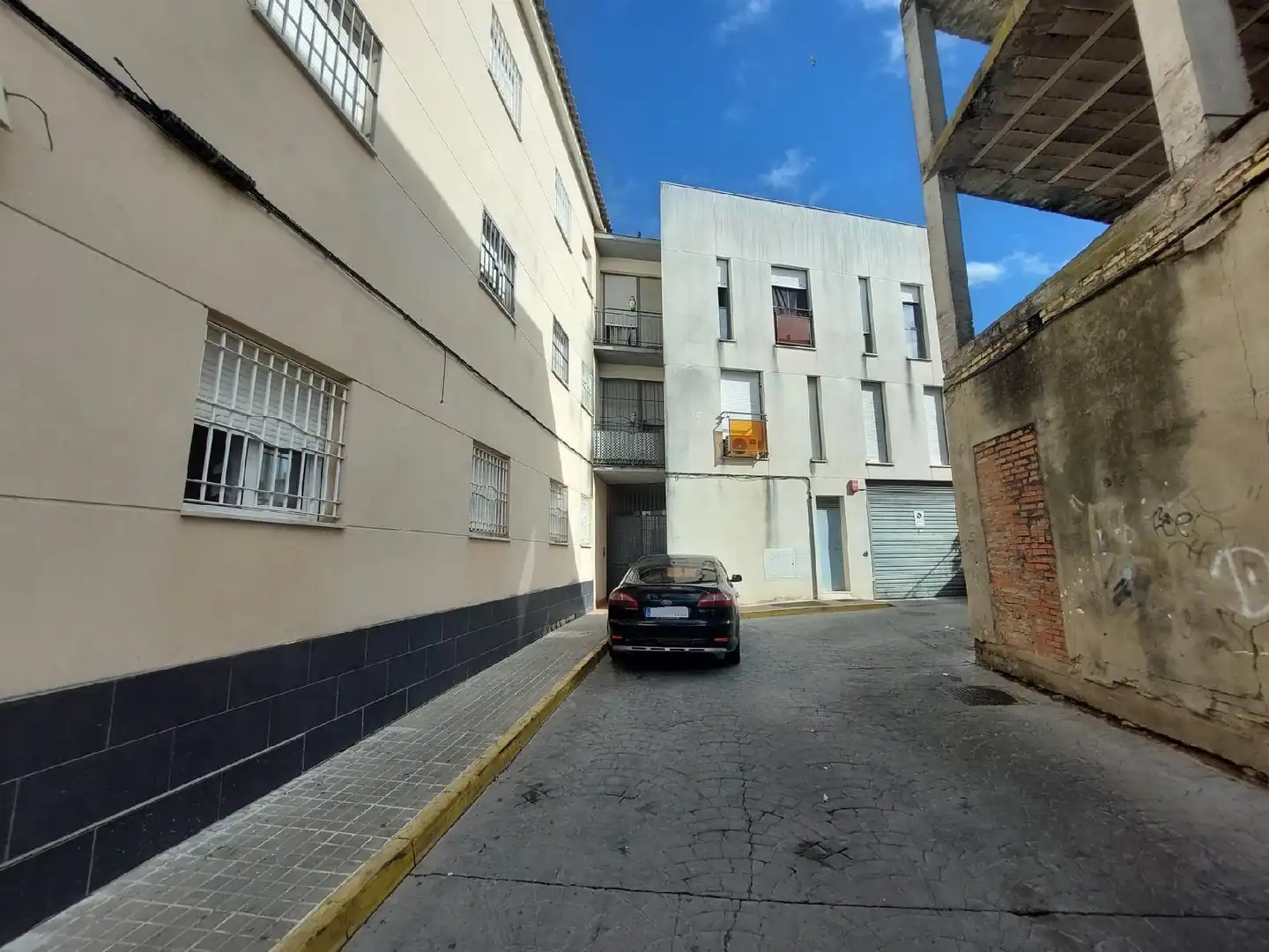 Vista exterior de Piso en venta en La Algaba